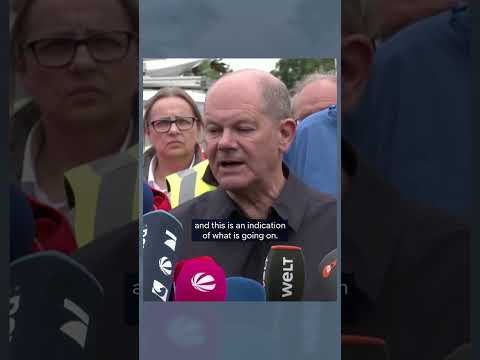 German Chancellor Olaf Scholz visits flood-hit South | DW News