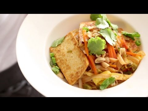 Vegetable and Tofu Pad Thai | Everyday Food with Sarah Carey - UCl0kP-Cfe-GGic7Ilnk-u_Q