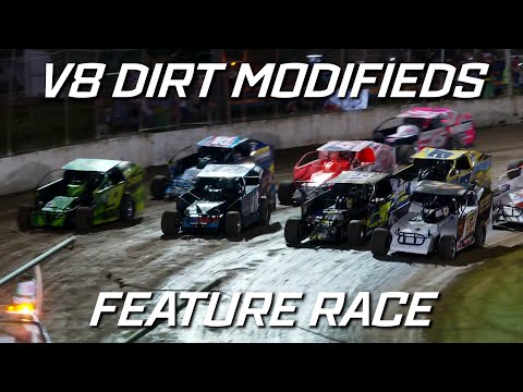 V8 Dirt Modifieds: Mr. Modified R01 - A-Main - Lismore Speedway - 26.12.2021 - dirt track racing video image