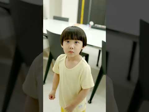 잼잼이 누나방에 들어가고 싶은 4살의 집념ㅋㅋ A 4-Year-Old Determined to Get Into His Big Sister JamJam’s Room 😂