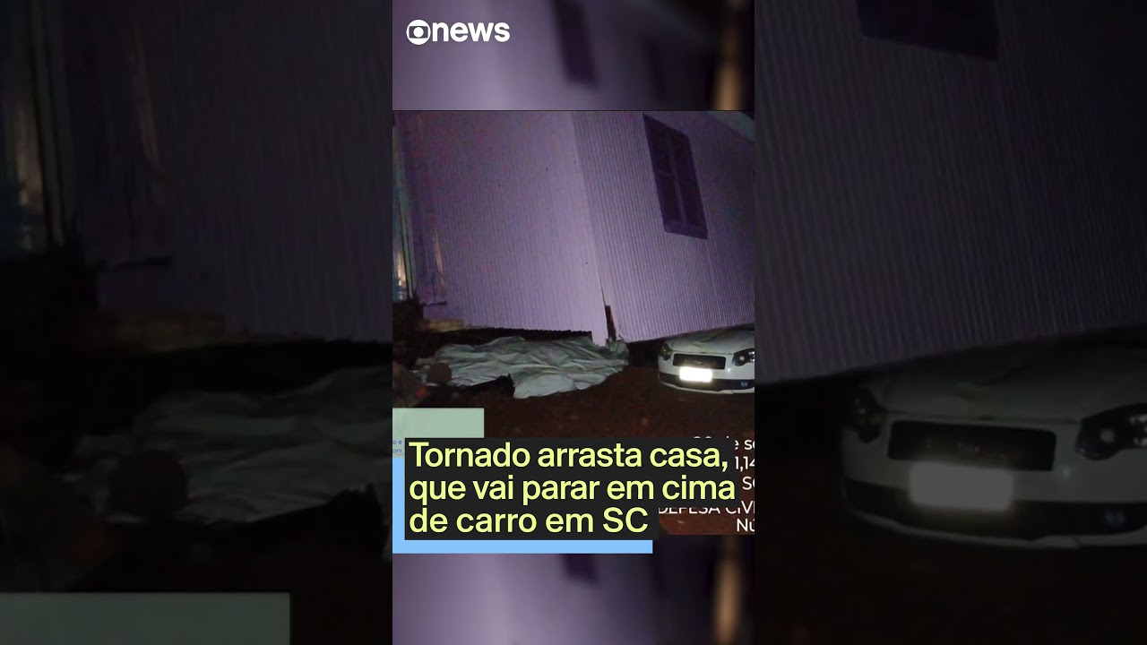 Tornado arrasta casa que vai parar em cima de carro em SC