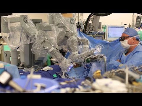 CNET News - How robots could be your future surgeons - UCOmcA3f_RrH6b9NmcNa4tdg