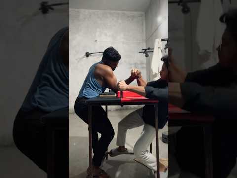 Arm wrestling 🔥