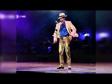 Michael Jackson - Smooth Criminal Lyrics
