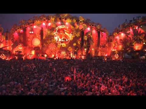 Tomorrowland 2014 | Martin  Solveig - UCsN8M73DMWa8SPp5o_0IAQQ