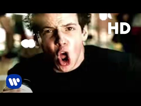 Simple Plan - Im Just A Kid (Official Video)