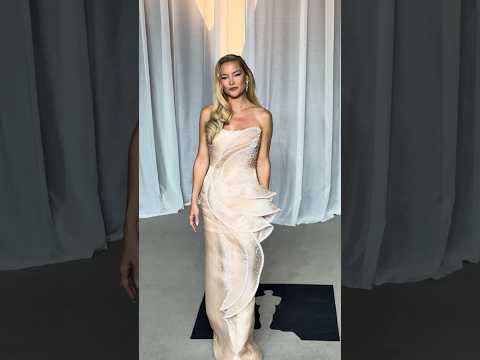 Kate Hudson lights up <strong>the</strong> <strong>red</strong> carpet at <strong>the</strong> Academy Museum Gala.