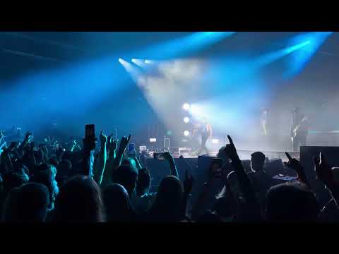 Sum 41 - In too deep - live in Wien / Vienna, Austria - 13.11.2024