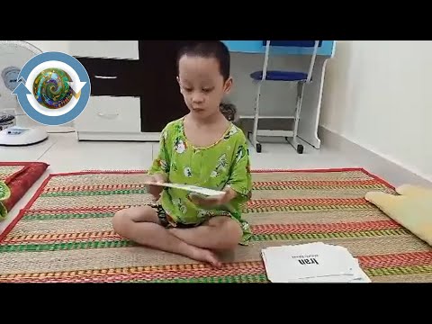 Cu Chấu tập đọc học Quốc Kỳ các nước