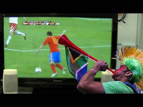 Tuning Out Vuvuzelas at the World Cup | Consumer Reports - UCOClvgLYa7g75eIaTdwj_vg