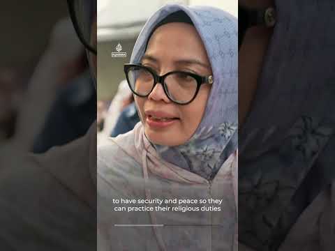 Muslims around the world attend Eid prayers | AJ #shorts