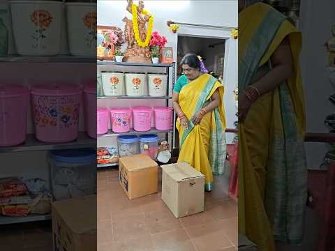 #రెండు బాక్సులు చీరలు వచ్చాయో.#viral #shorts .