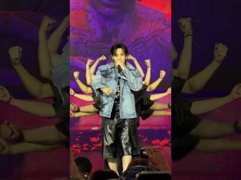 BANGCHAN 💥💥💥‼️❤️#bangchan #straykids #skz #dominate #concert #tour #kpopskz #shorts #viral