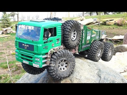 RC ADVENTURES - Triple Axle Green Semi hits the Rock Pile and Conquers - UCxcjVHL-2o3D6Q9esu05a1Q