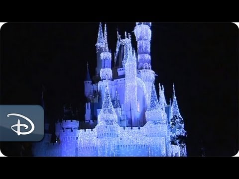 'Castle Dream Lights' at Magic Kingdom Park | Walt Disney World - UC1xwwLwm6WSMbUn_Tp597hQ