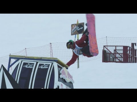 Amateurs vs Pros snowboard jib competition - Red Bull Jibmunks 2012 - UCblfuW_4rakIf2h6aqANefA