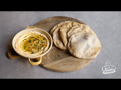 Fladenbrote mit Sauerteig - Saftige Fladenbrote einfach selber backen