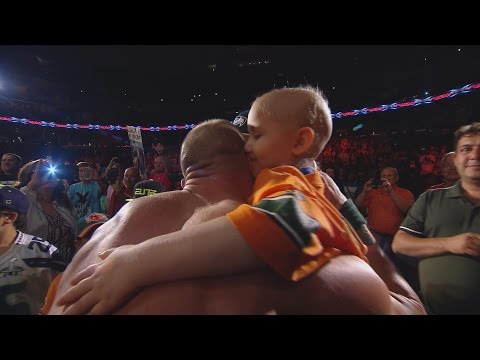 Seven-year-old cancer survivor Kiara Grindrod meets John Cena and Sting: WWE Raw, Sept. 14, 2015 - UCJ5v_MCY6GNUBTO8-D3XoAg