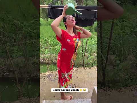 #gadisdesa #shortsfeed #shorts #viral #cute #waterfall #humor #outfit #funny #comedy #vlog