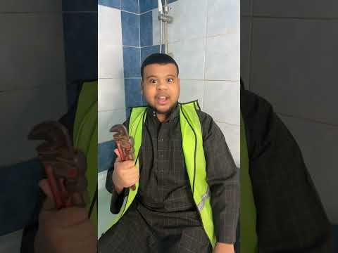 بابا قفشني في الحمام 😂 #ام_المنوفي #كوميدى