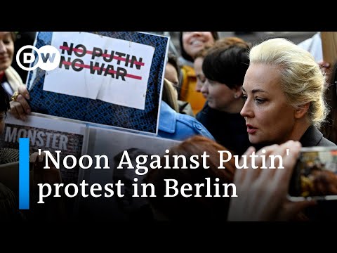 Putin opponents line up at polling stations on last day of vote | DW News