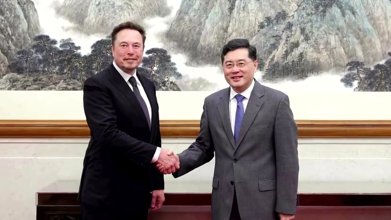 Elon Musk greeted with flattery during China trip