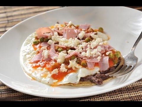 Huevos motuleños - Mexican fried eggs - Recetas de desayunos - Recetas de cocina mexicana - UCvg_5WAbGznrT5qMZjaXFGA