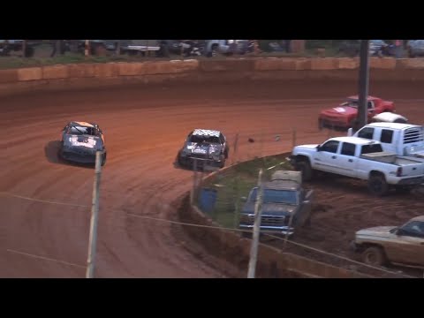 Stock V8 at Winder Barrow Speedway April 16th 2022 - dirt track racing video image