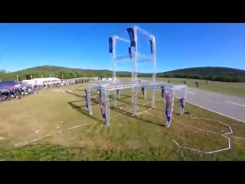 FPV Air Show Le Planet - Freestyle Session - UCZnl1xWumH3q8iRnzAV_Ldw