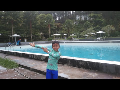Mumtaaz Vlog sedang live sekarang! Mumtaaz Latihan Renang Lagi #swimming