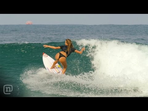 Alana Blanchard Surfs Uncrowded Waves in Mexico - UCsert8exifX1uUnqaoY3dqA
