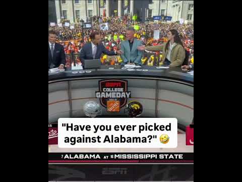 Caitlin <strong>Clark</strong> calling Saban out 😅