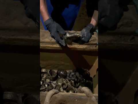 Treasure! 😳⚱️🪙