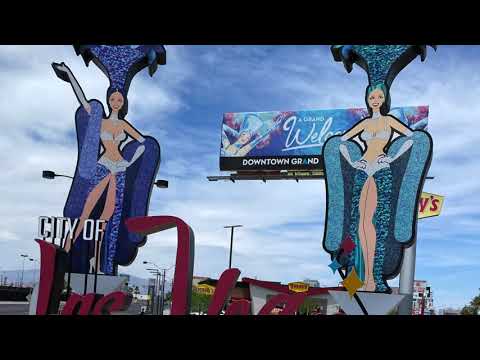 The Chariot Las Vegas Strip Tour