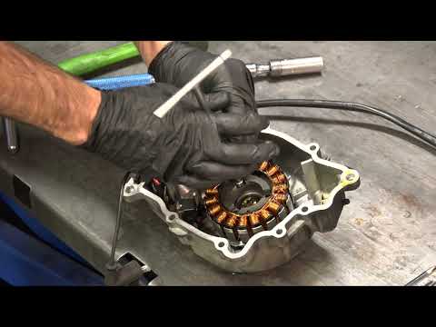 Vespa GTV Resurrection | PT.4 Water Pump