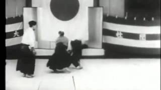合気道創始者 植芝 盛平先生 1935.mp4 - YouTube