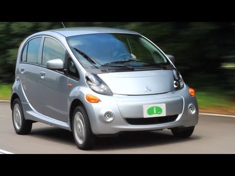 2012 Mitsubishi i Review - Kelley Blue Book - UCj9yUGuMVVdm2DqyvJPUeUQ