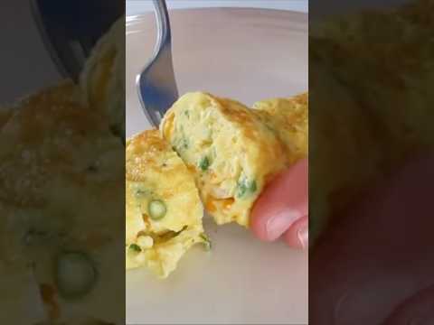 OMELETTE ROLL UP 🥚 Fun Cooking 🤩 #food #breakfast #eating #egg #recipe #tutorial