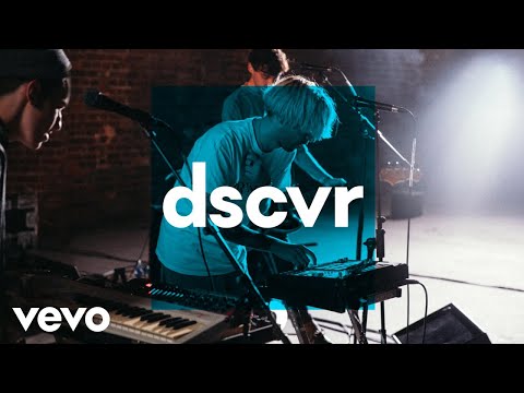 Bad Sounds - Living Alone - Vevo dscvr (Live) - UC-7BJPPk_oQGTED1XQA_DTw