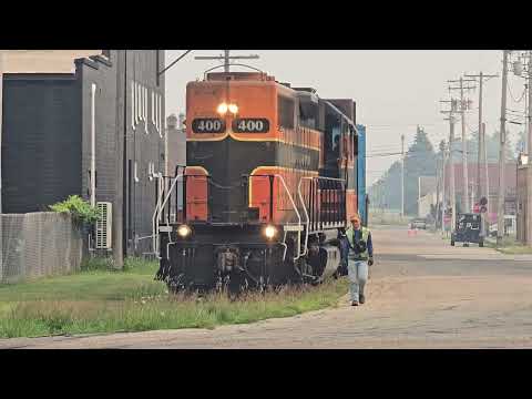 55 Year Old GP38 ELS 400 Pulls A Long Train Through Heavy Canadian Wildfire Smoke!