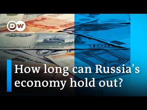 International sanctions take toll on Russian economy | DW News