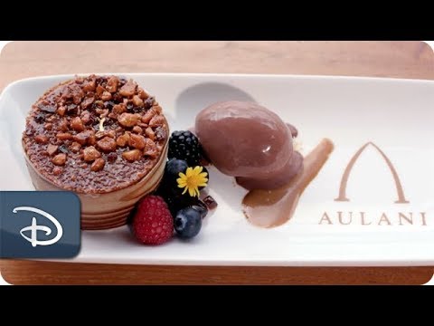 Meet Aulani’s ‘Ohana: Pastry Cook Cast Member | Aulani, A Disney Resort & Spa - UC1xwwLwm6WSMbUn_Tp597hQ