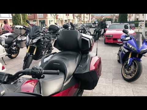 Encuentro de Mutueros en Loiu, País Vasco “exhibición de coches de lujos “