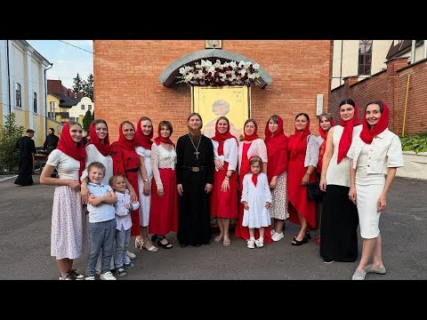 "Свете Тихий" (муз. Колесниченко) - хор "Умиление" Свято-Пантелеимоновского храма г. Луцк