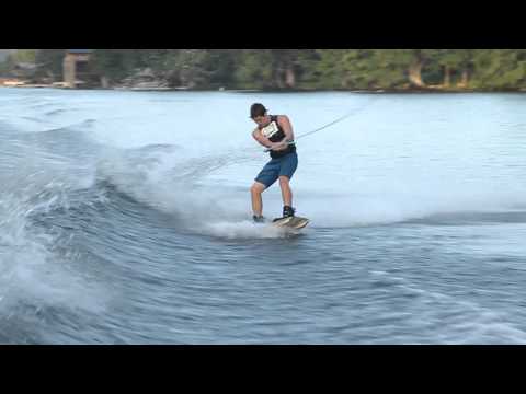 Toeside Frontside Tail Grab 180 - Wakeboarding - UCTs-d2DgyuJVRICivxe2Ktg