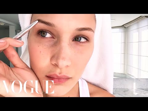 Bella Hadid’s Jet-Lag Beauty Survival Guide | Beauty Secrets | Vogue - UCRXiA3h1no_PFkb1JCP0yMA