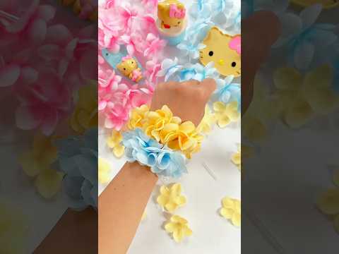 平成ギャルがエモすぎる🌺100均のハイビスカスのレイをほぐしてブレスレットにしたよ!#100均diy #ハイビスカス#ブレスレット#セリア#ハンドメイド#キティ