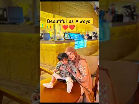 Nida New Snaps In Madina #madina #makkah #nidakhan #shorts #viral #sufiyankhan