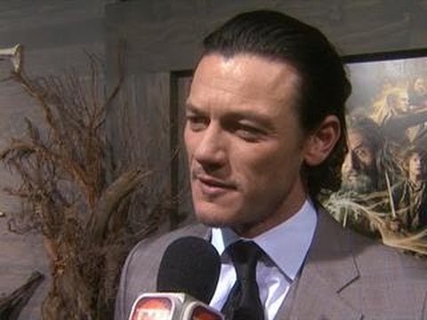 'F&F' Star Luke Evans Remembers Paul Walker - UCdtXPiqI2cLorKaPrfpKc4g