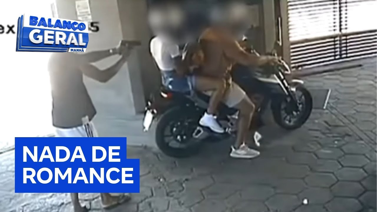 Câmera registra assalto a casal em um motel em SP